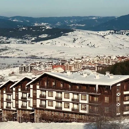 Hotel Green Life & Self Catering 4*